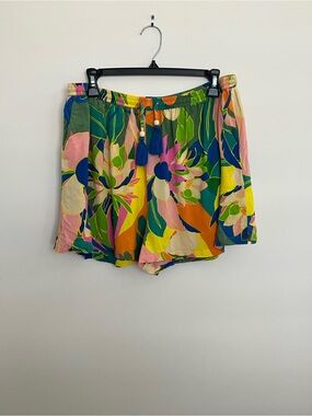 High-Waist Floral Print Women's Shorts in Multicolor